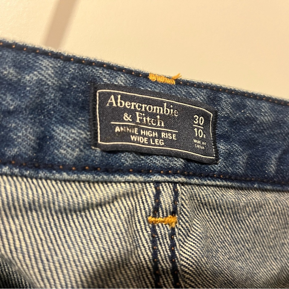 Abercrombie & Fitch Blue Flare Wide Leg Jeans - Picture 6 of 9